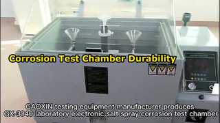 De zoutsproeitestkamer.